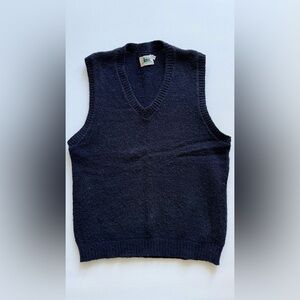 REI Men's V-Neck Navy Sweater Vest